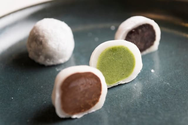 Mochi: o doce japonês de textura elástica que conquista o Ano Novo