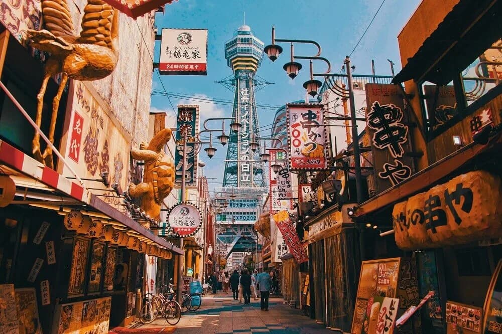 Osaka oferece roteiro de 5 paradas gastronômicas em 9 horas para quem quer comer sem pressa