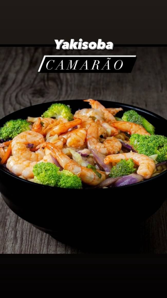 Maki Sushi Luanda lança yakisoba de camarão e já está no delivery por 12.500 Kz