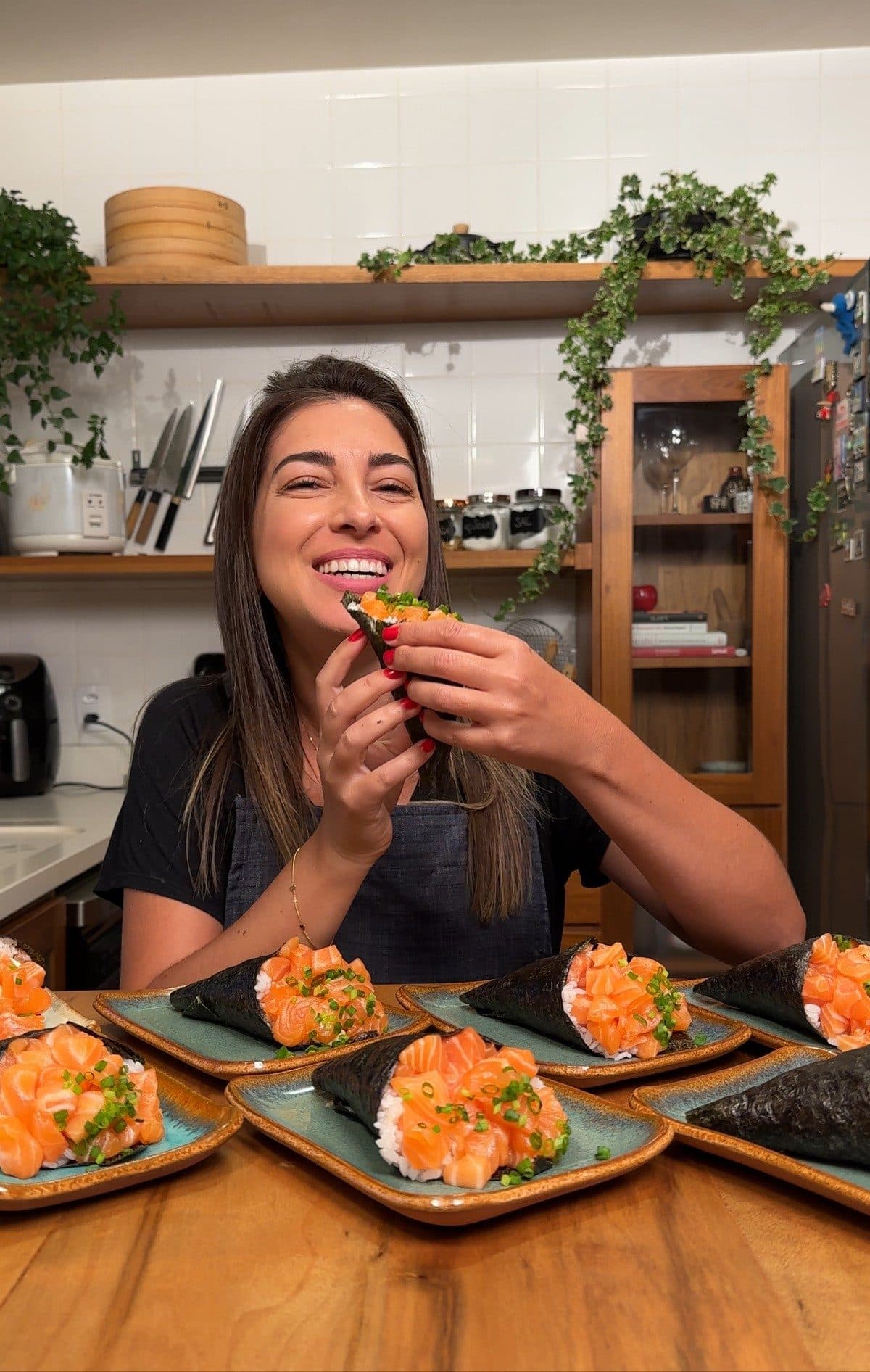 Série de ingredientes de sushi no Instagram convida fãs a escolher a próxima peça