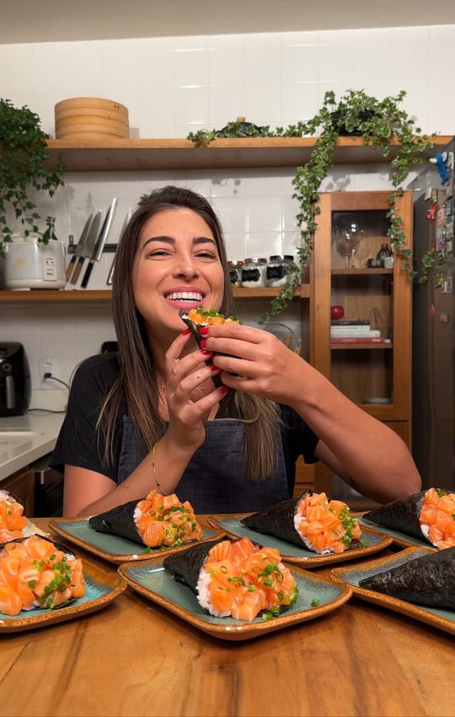 Série de ingredientes de sushi no Instagram convida fãs a escolher a próxima peça