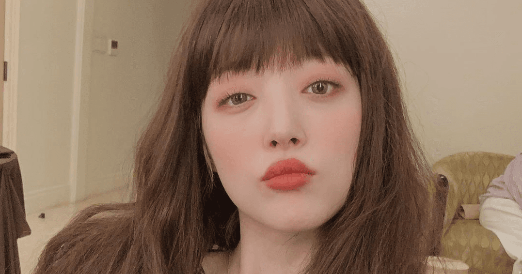 Sulli falece aos 25 anos; morte acende debate sobre cyberbullying no K-pop
