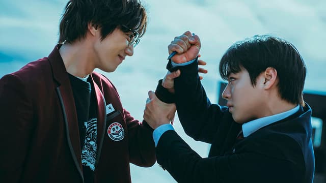Weak Hero Class 1 chega à Netflix com 2 temporadas completas
