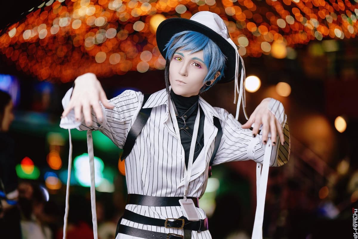 Twisted Wonderland recebe cosplay de Floyd Leech com piadas em chinês no Instagram