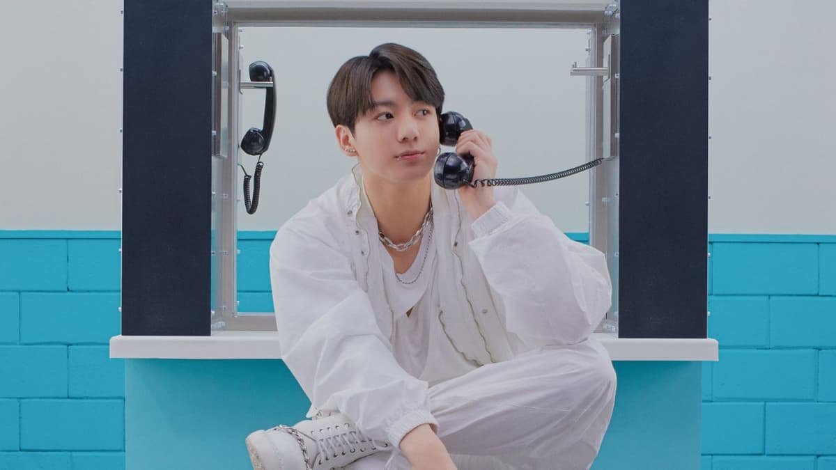 Jungkook publica trecho de música no Instagram e fãs já especulam sobre o significado