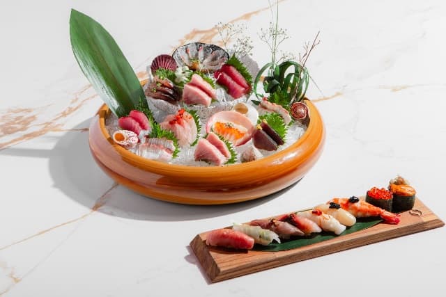 Sushi Querétaro cria experiência sensorial e reinventa o tradicional sushi