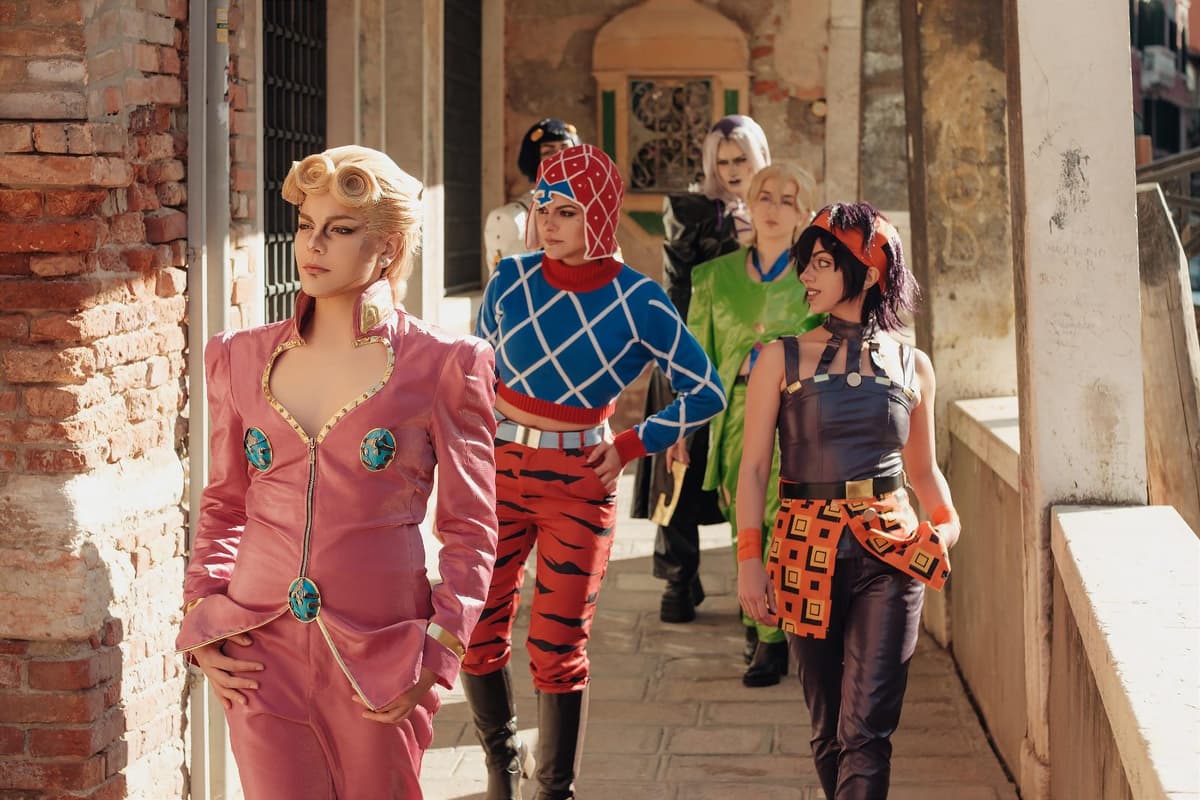 JoJo's Bizarre Adventure tem ensaio de cosplay apertado e “muito embaraçoso” que bomba no #mcmlondon