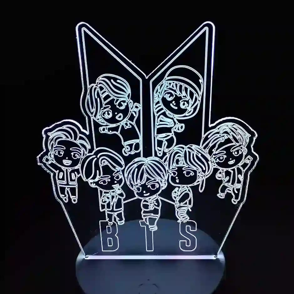 BTS lança combo oficial com luminária assinada e caneca para o ARMY
