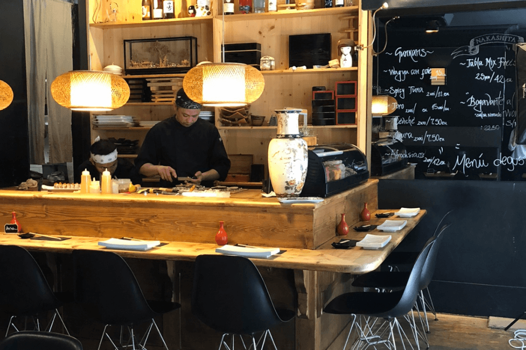 Restaurante japonês em Barcelona lança menu por 13 € com butashogayaki, miso shiru e onigiri