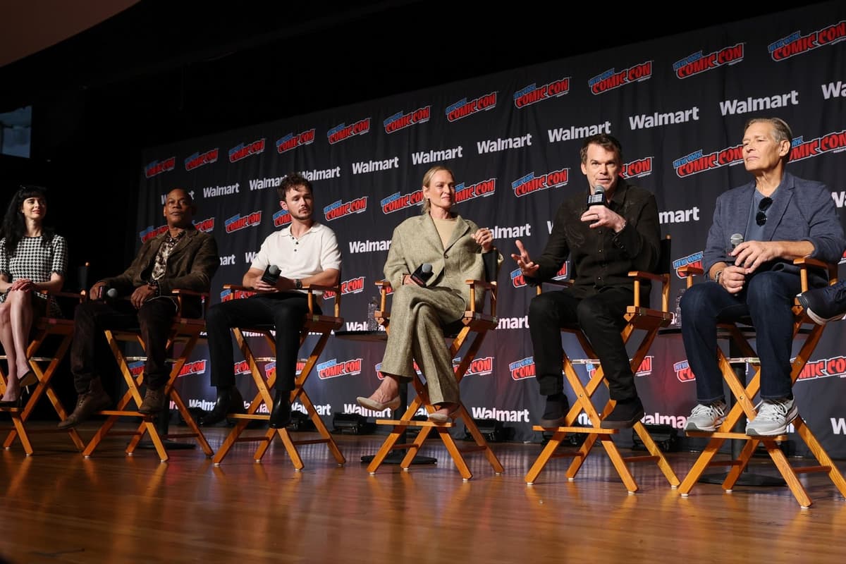 New York Comic Con celebra 20 anos, atrai 250 mil fãs e anuncia Dexter: Resurrection e Blade Runner 2099